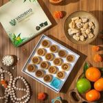 Vaidibhyo Luxury Dhuna Havan Cups - 15 Pcs | Herbal | Natural Aroma for Spiritual Practices | Purify Home Atmosphere | Eco-Friendly Packaging | Free Stand Inside