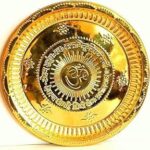 BadriKedar Pooja Plate Brass Handmade Decorative Puja Aarti Thali with Engravings Gayatri Mantra with Om Symbol in Centre Beautiful Pooja Plate/Diwali Gifts/Bhog thali-7 Inch Diameter